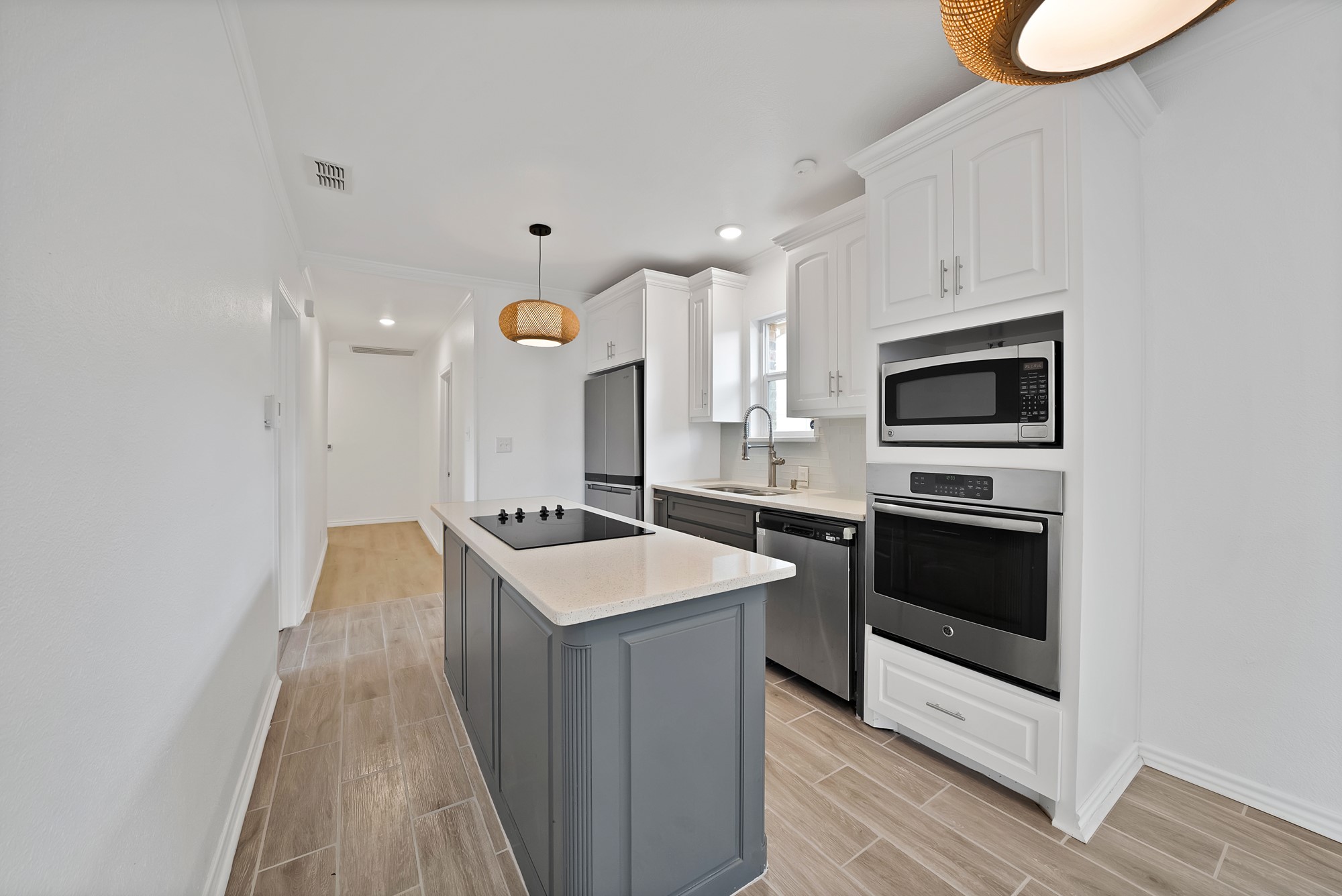 1107 S Waverly Drive Dallas TX 75208