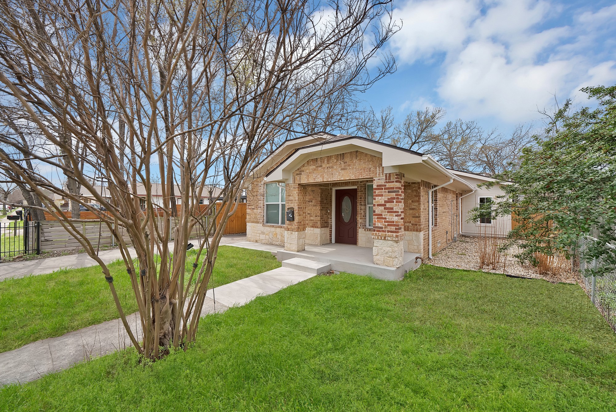 1107 S Waverly Drive Dallas TX 75208