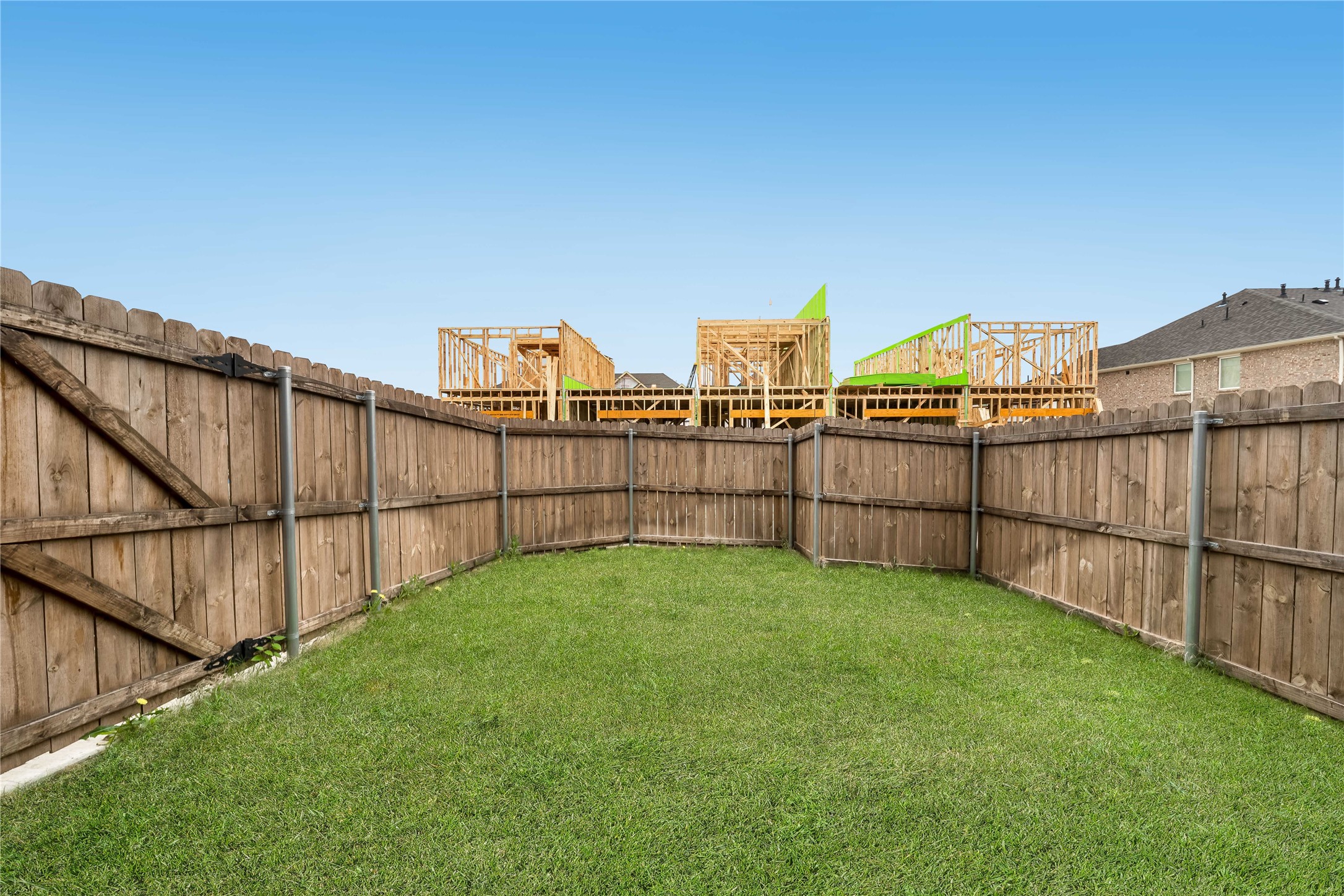 5225 Heritage Street Haltom City TX 76117