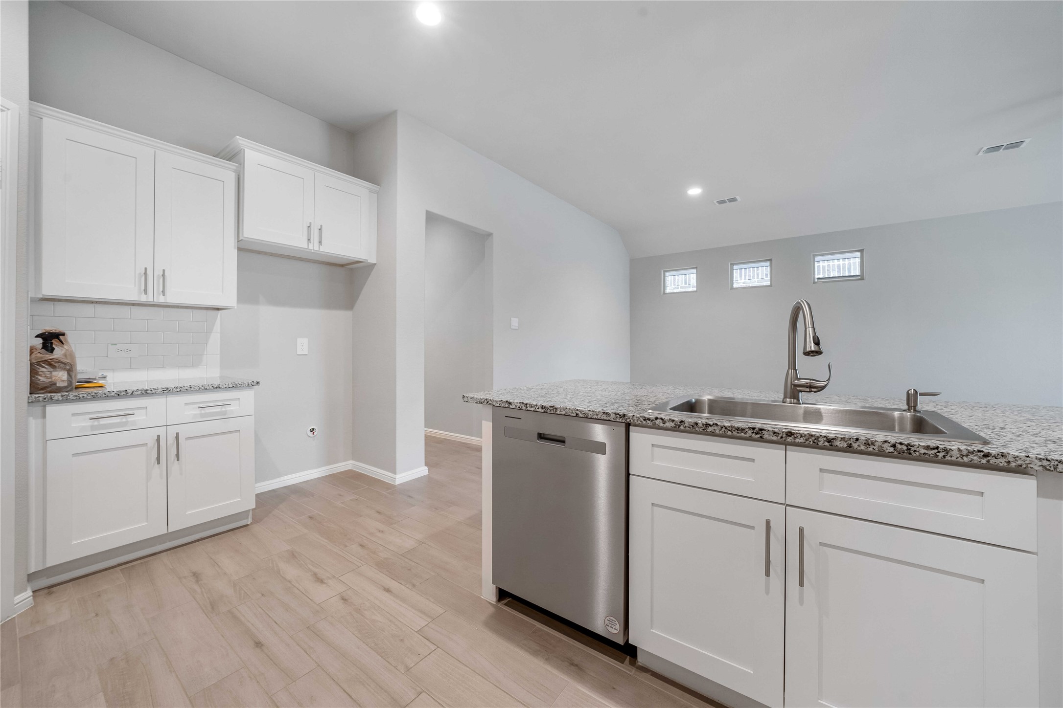 5225 Heritage Street Haltom City TX 76117