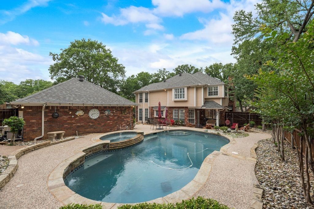 2805 Pine View Drive Grapevine TX 76051