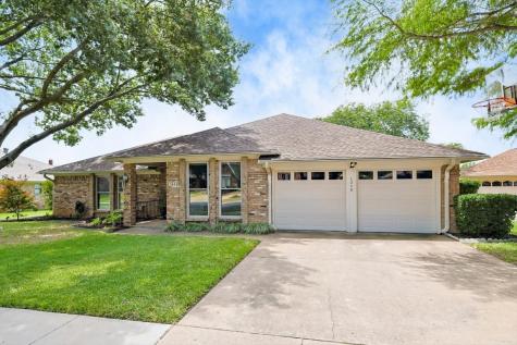 1312 Woodvale Drive Bedford TX 76021