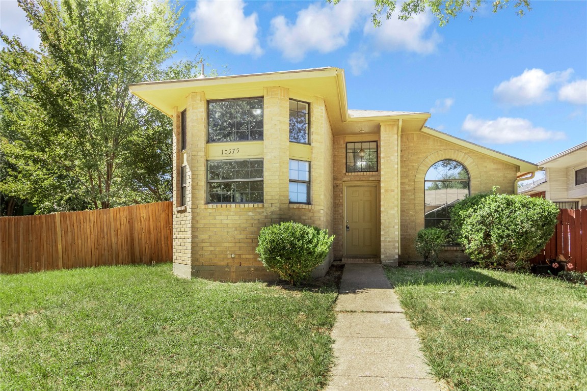10575 Blackjack Oaks Drive Dallas TX 75227