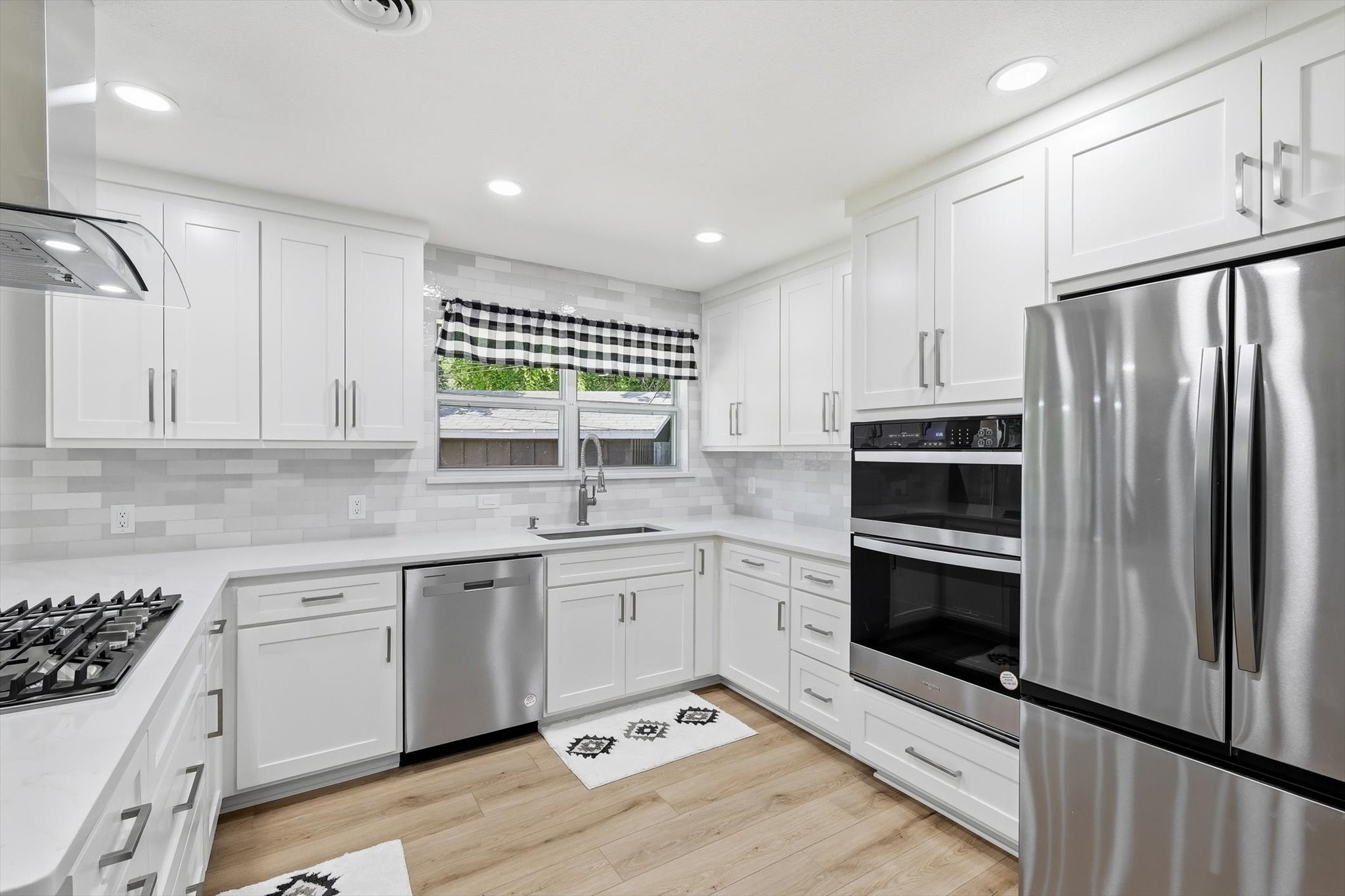 5921 Circular Drive North Richland Hills TX 76117