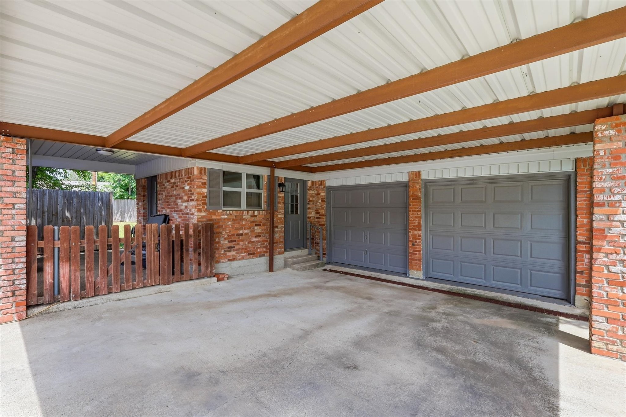 5921 Circular Drive North Richland Hills TX 76117