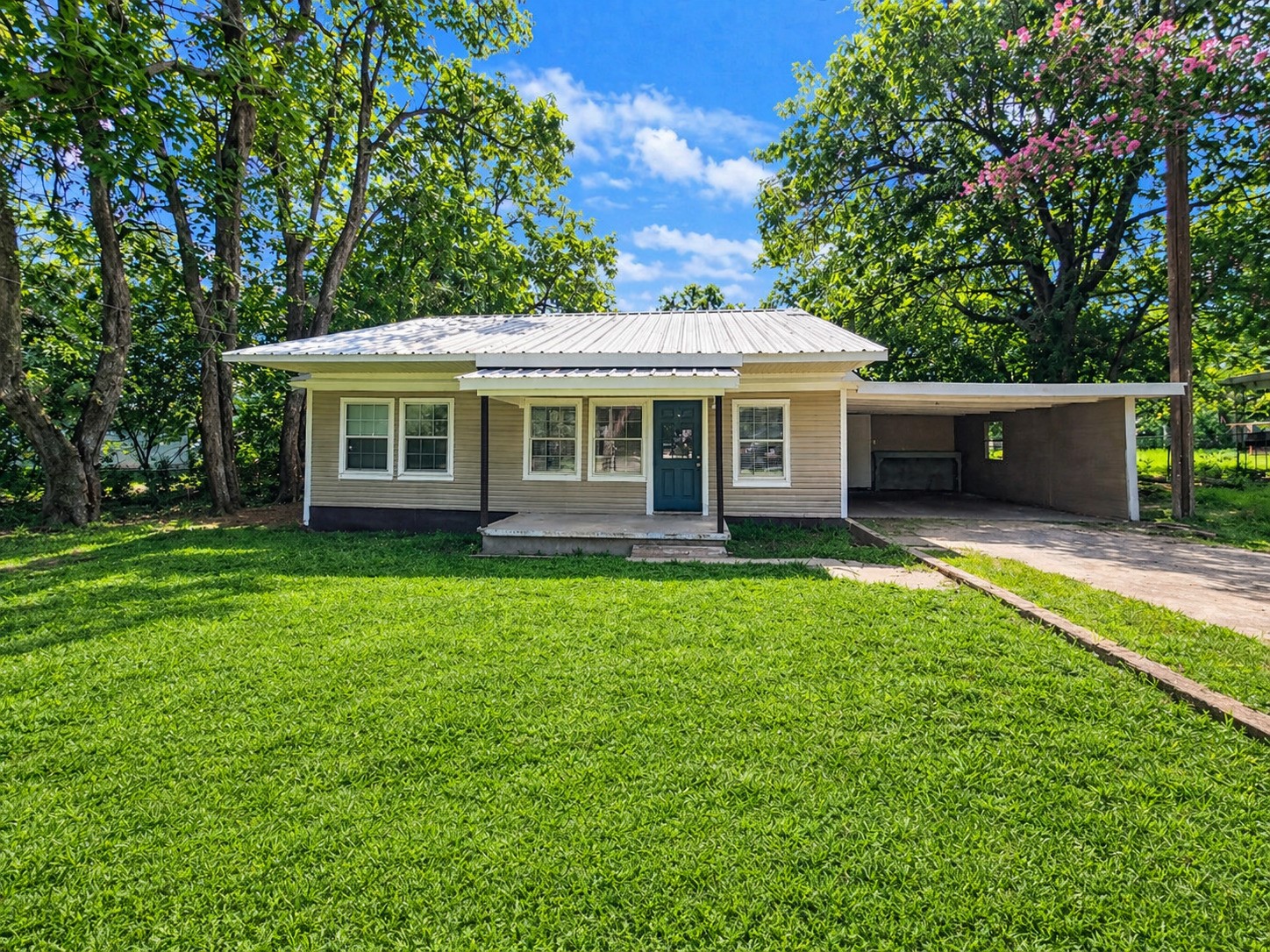 299 Francis Street Hawkins TX 75765