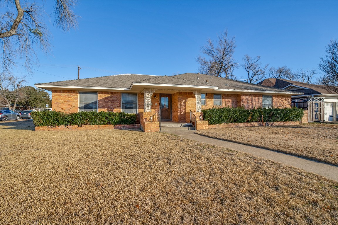 2121 Westway Avenue Garland TX 75042