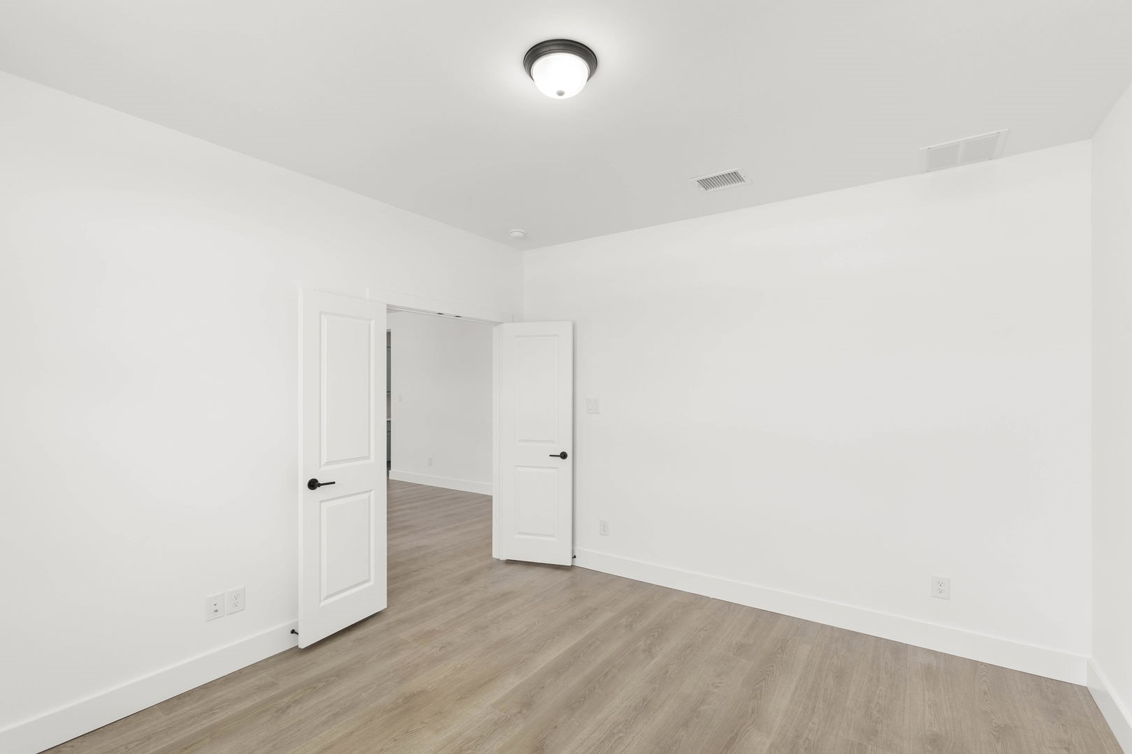413 Tower Street Desoto TX 75115