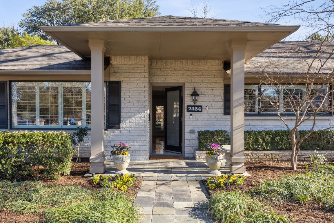 7434 Wild Valley Drive Dallas TX 75231
