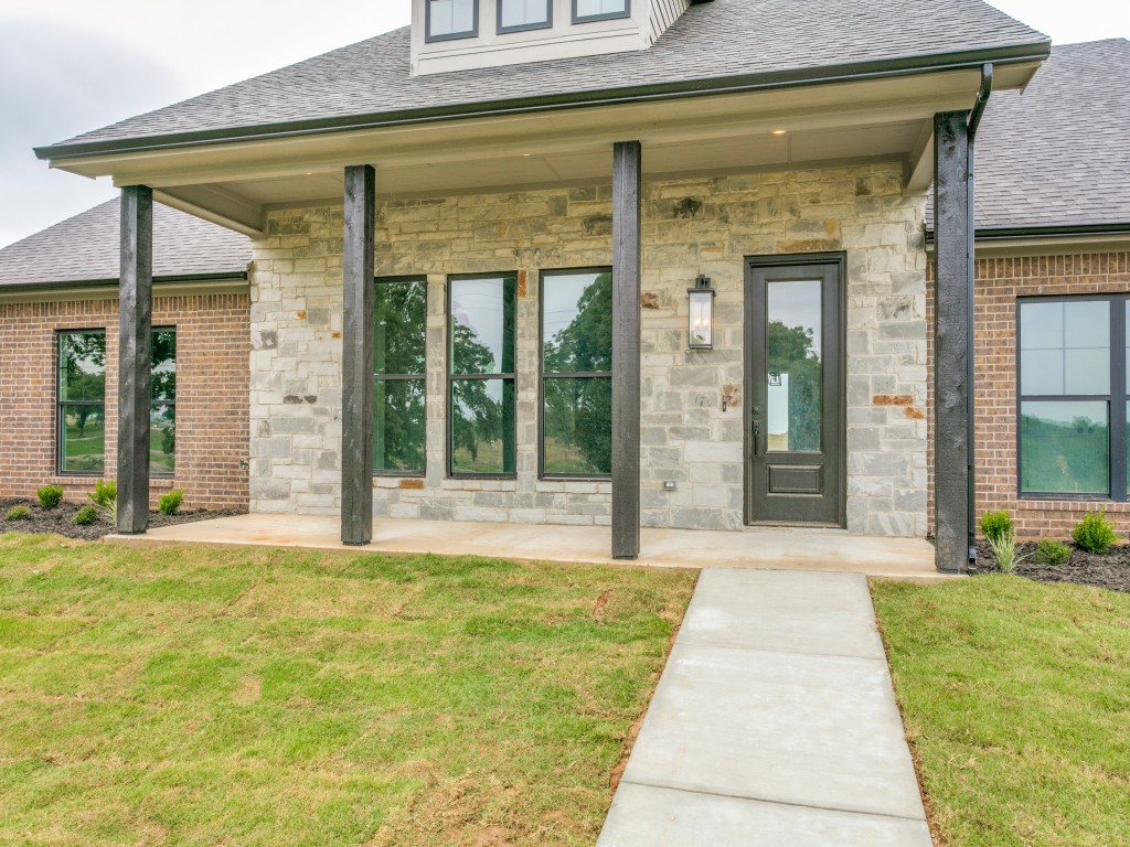 345 County Road 1180 Alvord TX 76225