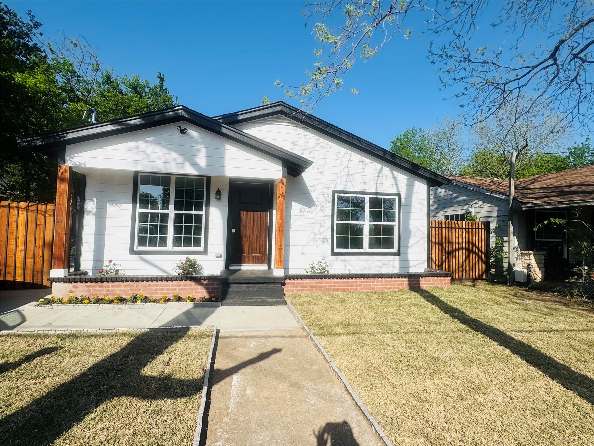 1706 N Wilhite Street Cleburne TX 76031
