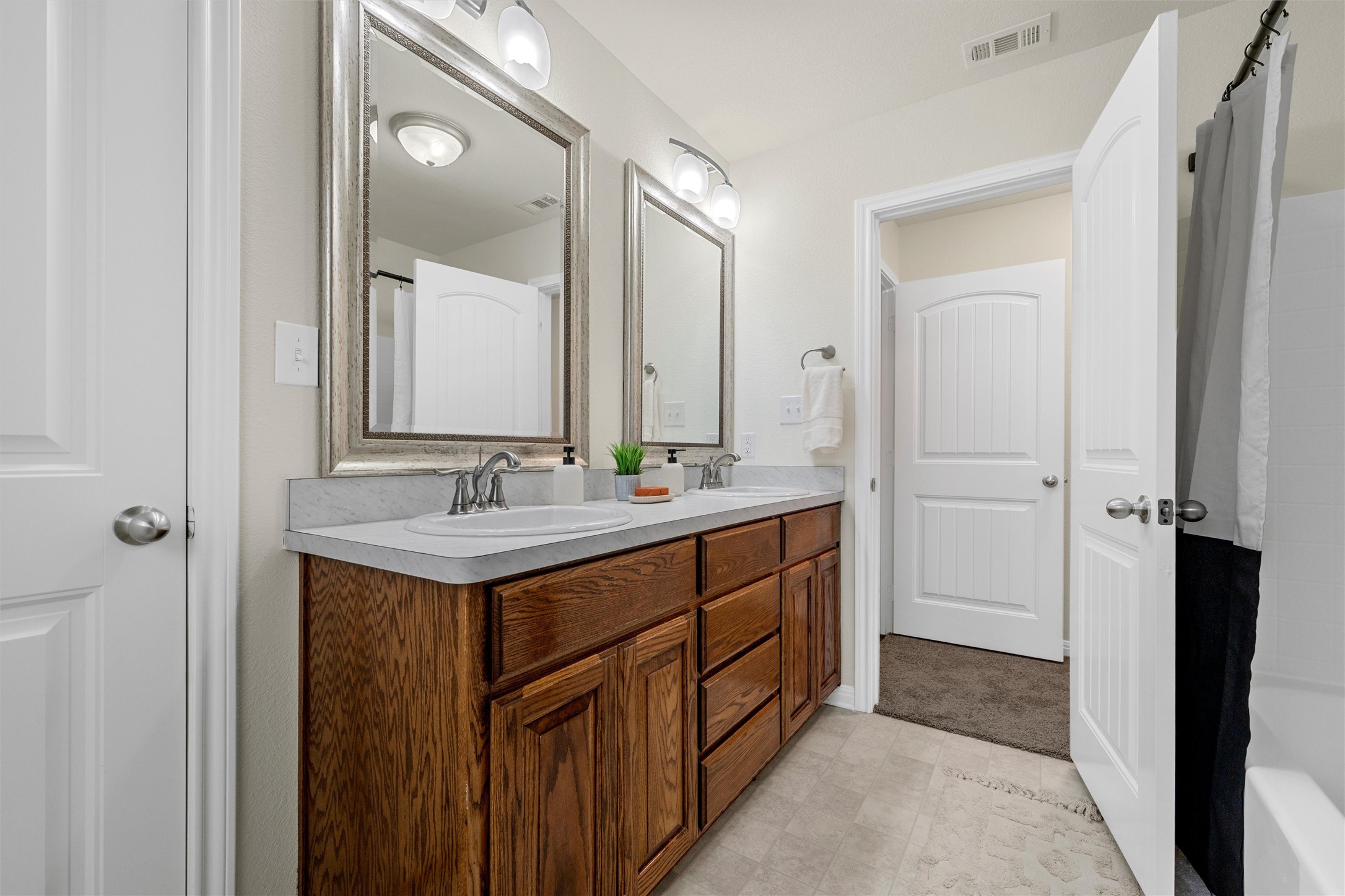 204 Hawk Ridge Lacy Lakeview TX 76705