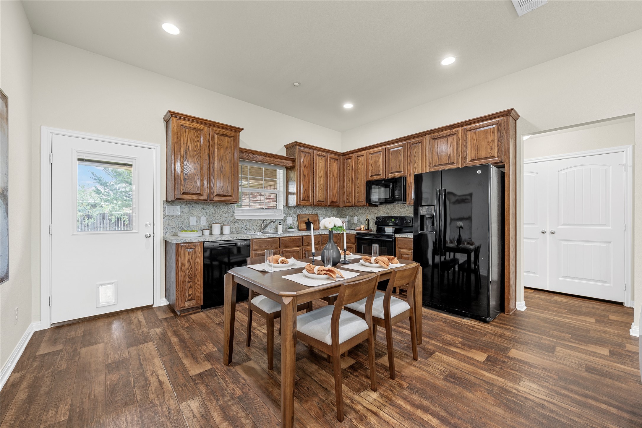 204 Hawk Ridge Lacy Lakeview TX 76705
