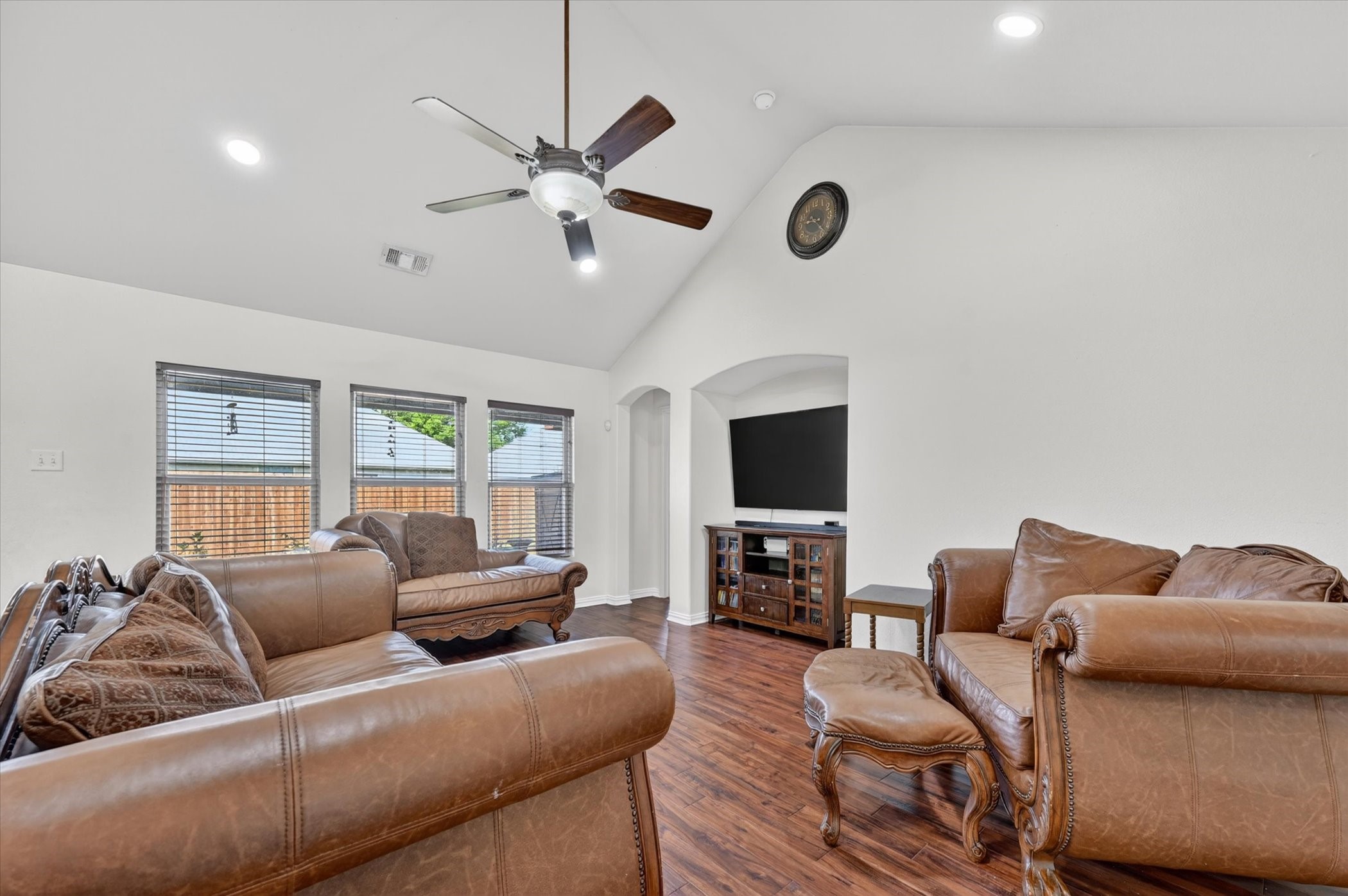 3812 Surf Street Denton TX 76208