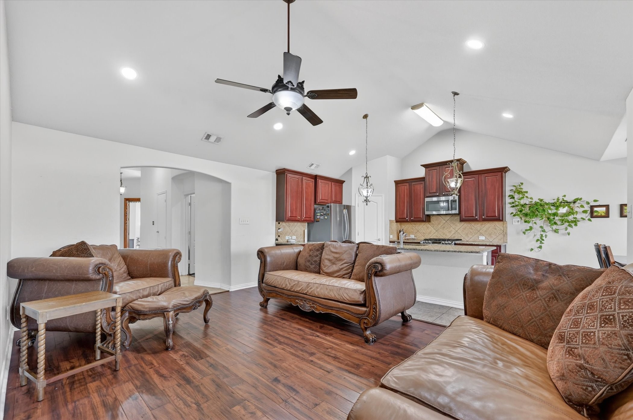3812 Surf Street Denton TX 76208