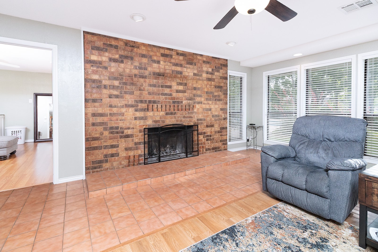 1401/1403 S Pine Street Brady TX 76825