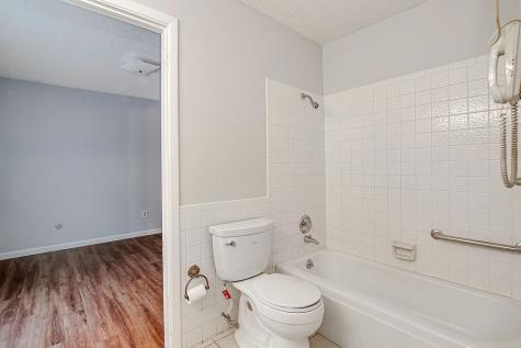 4053 Glenbrook Drive Arlington TX 76015