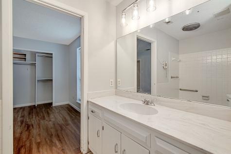 4053 Glenbrook Drive Arlington TX 76015