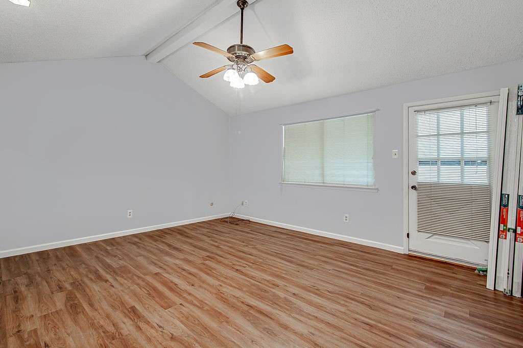 4053 Glenbrook Drive Arlington TX 76015