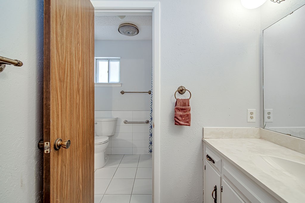 4053 Glenbrook Drive Arlington TX 76015