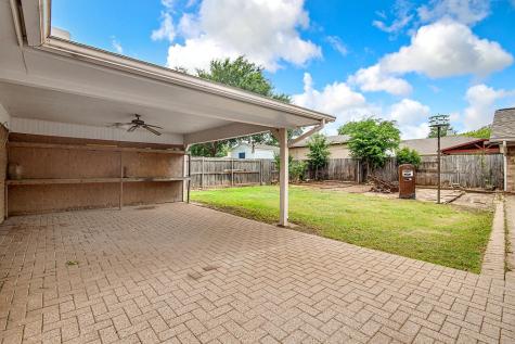 4053 Glenbrook Drive Arlington TX 76015