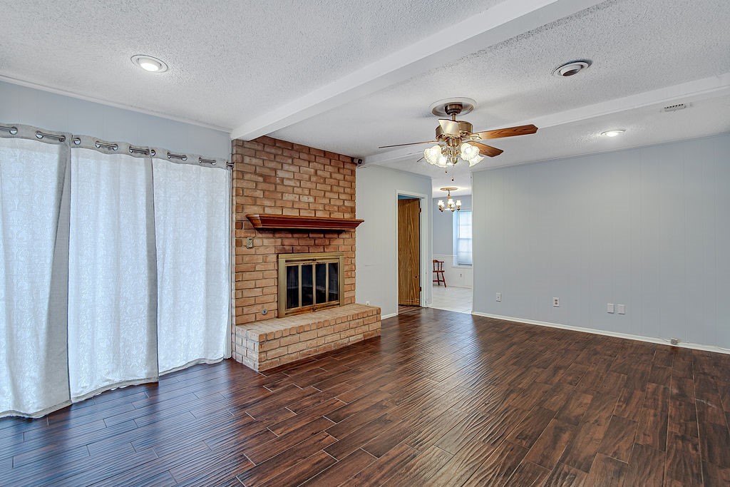 4053 Glenbrook Drive Arlington TX 76015
