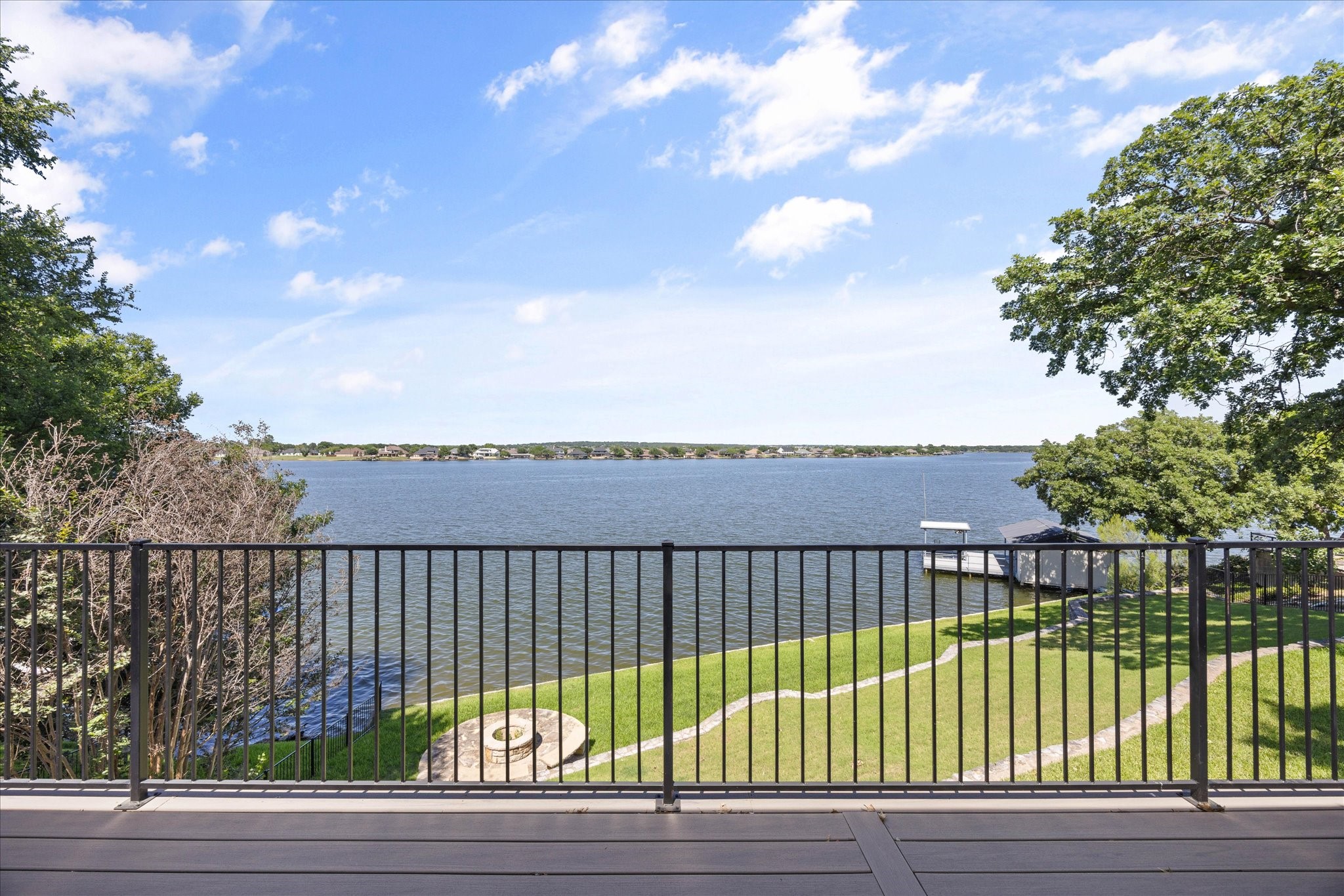 417 Peninsula Court Granbury TX 76048