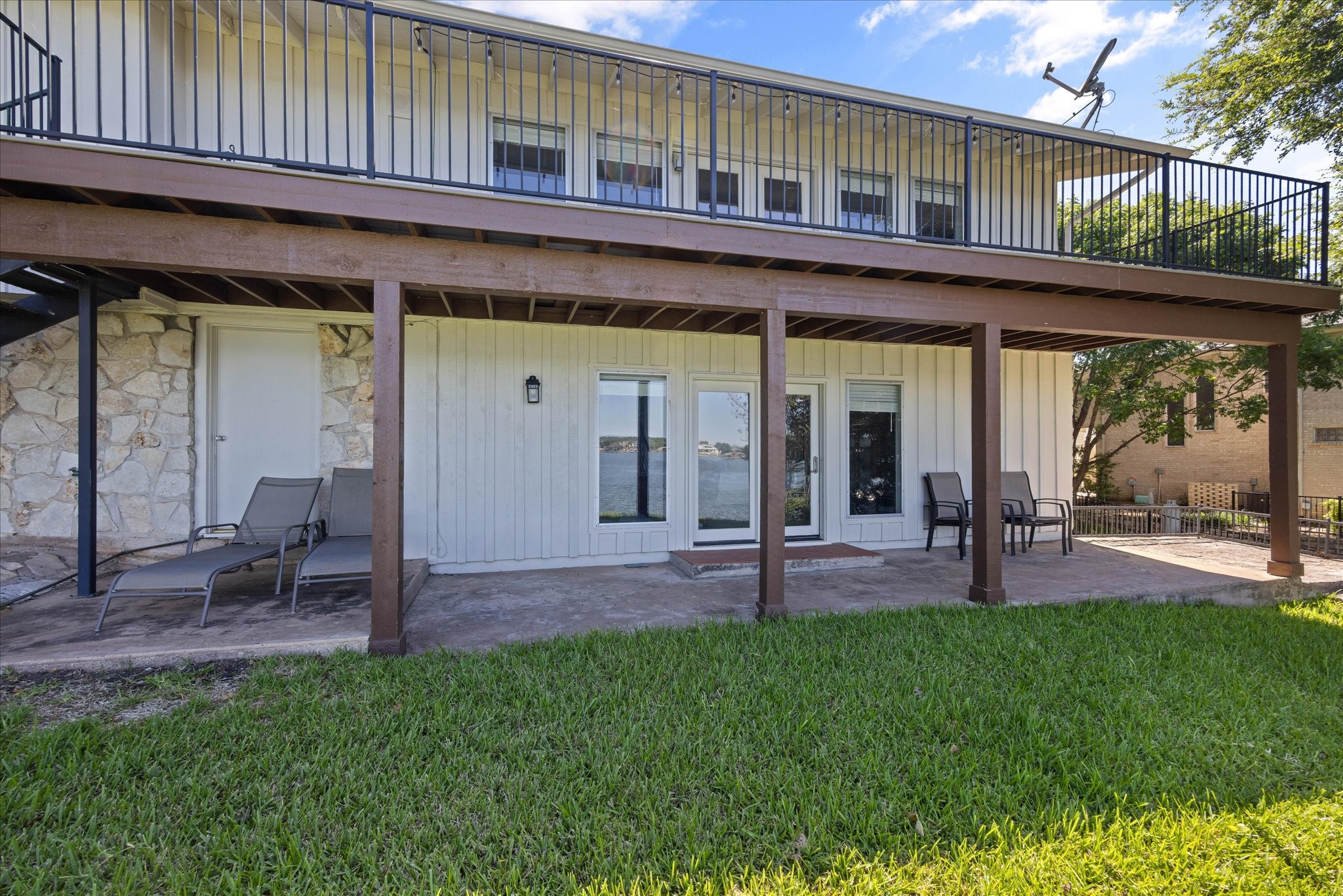 417 Peninsula Court Granbury TX 76048