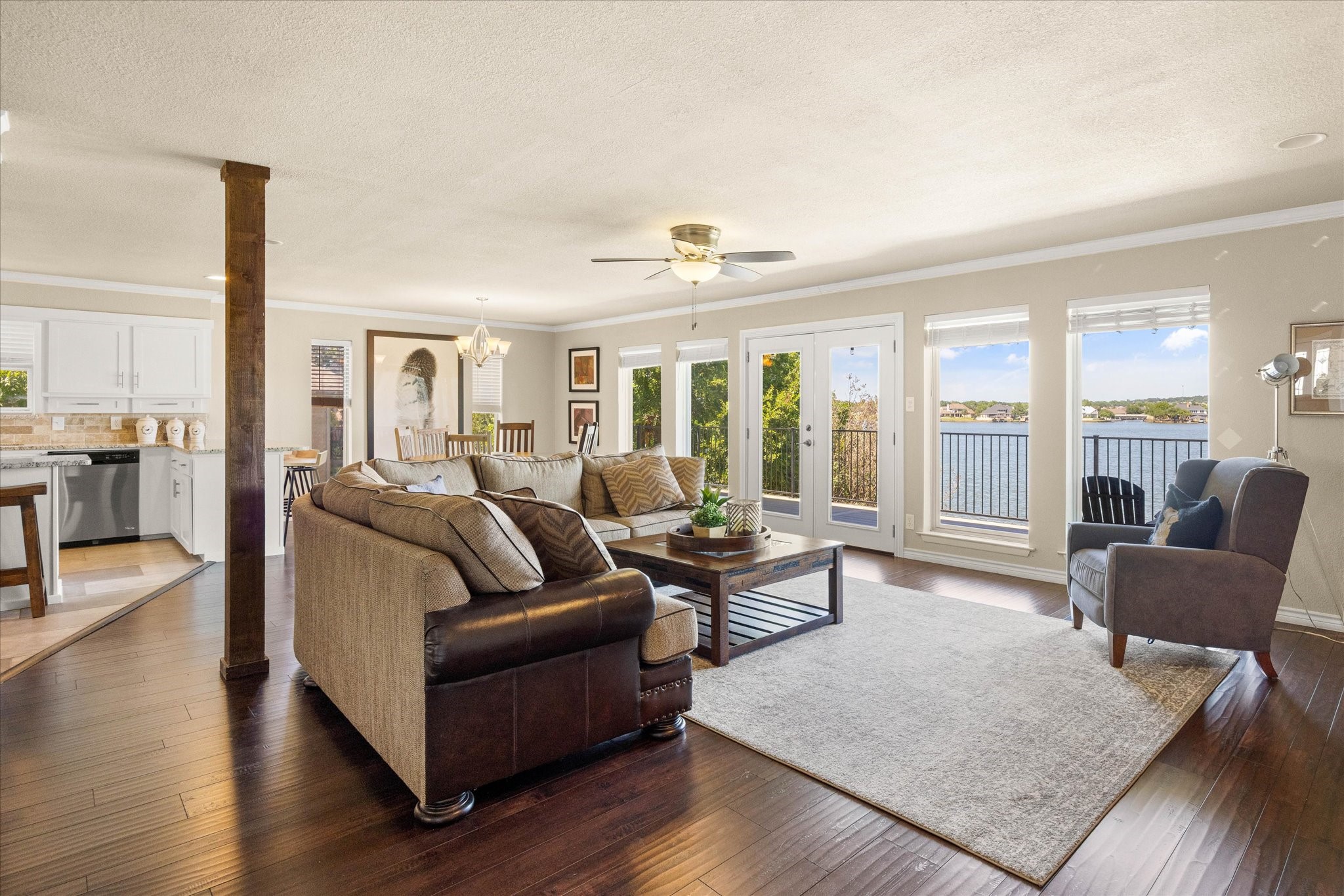 417 Peninsula Court Granbury TX 76048