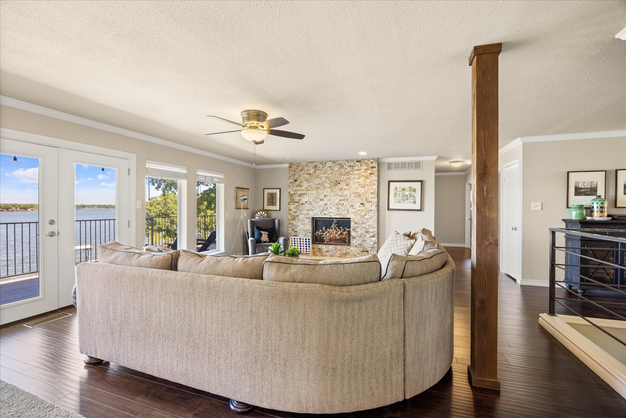 417 Peninsula Court Granbury TX 76048
