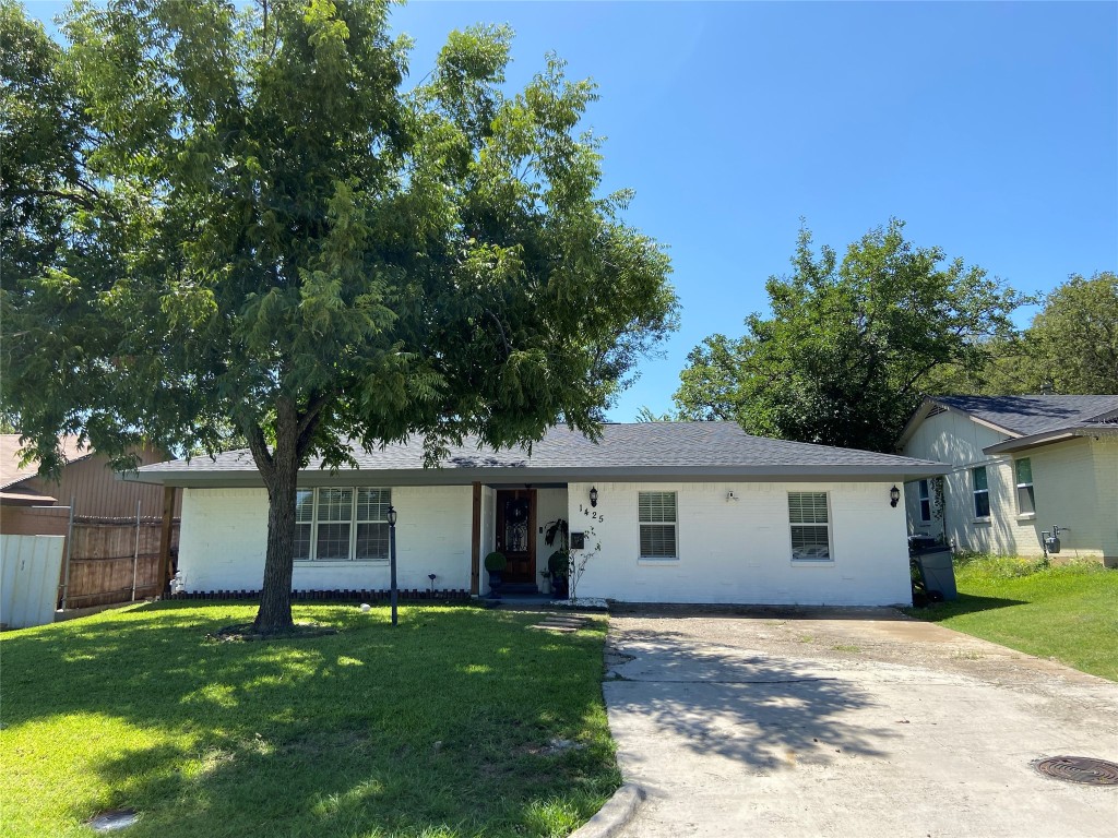 1425 Chester Street Grand Prairie TX 75050