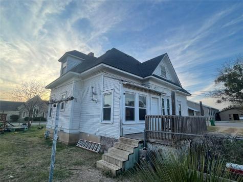 215 W Main Street Lometa TX 76853