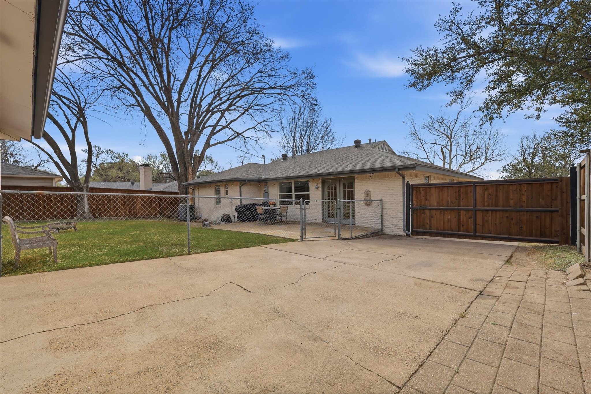 10029 Shadyview Drive Dallas TX 75238