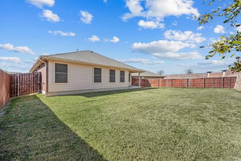 2105 Myrtle Beach Drive Fort Worth TX 76108