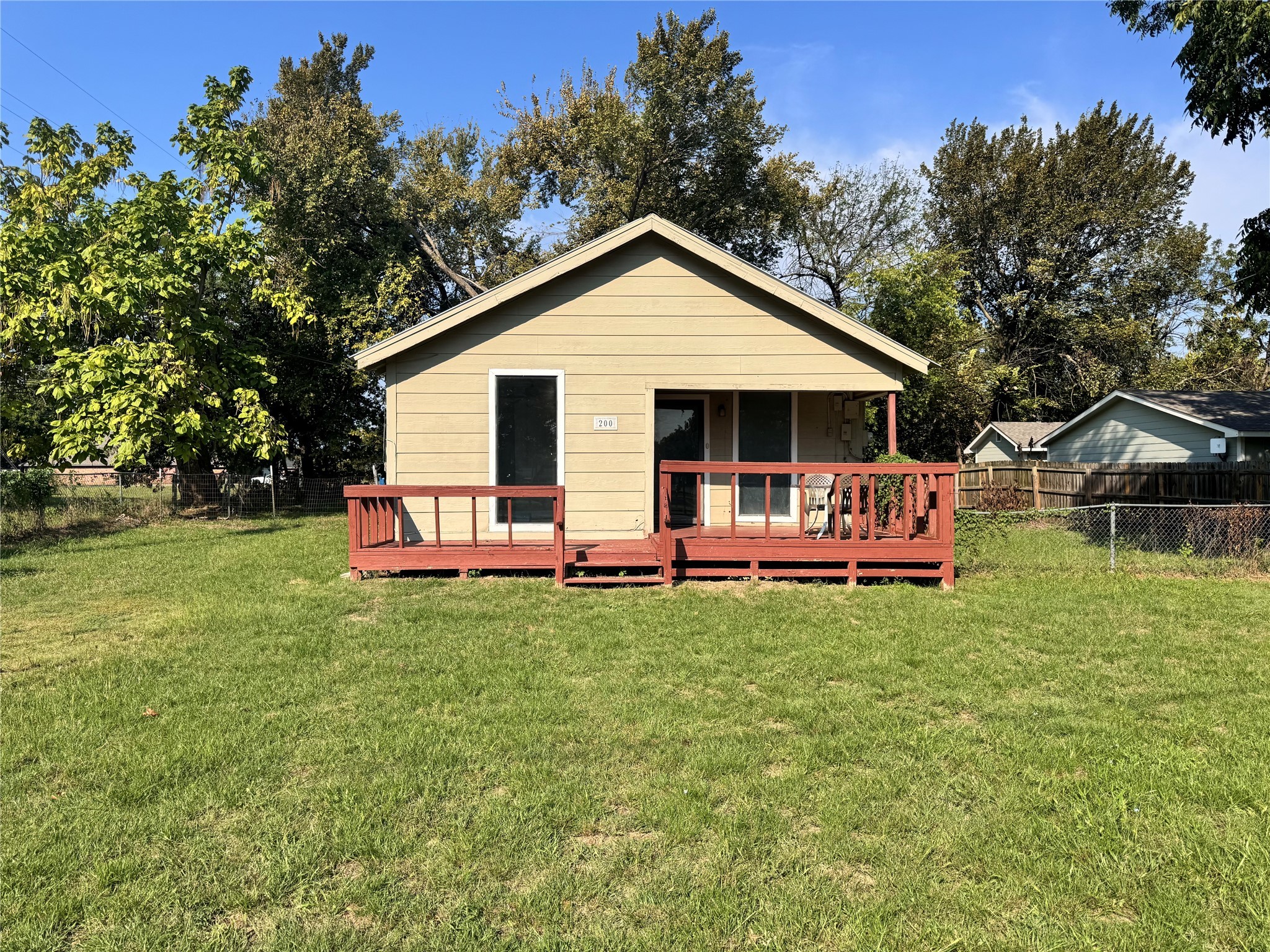 200 Good John Street Collinsville TX 76233
