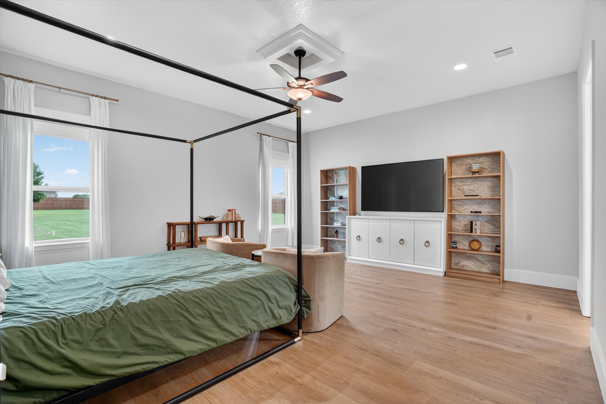 10917 Chriswood Drive Crowley TX 76036