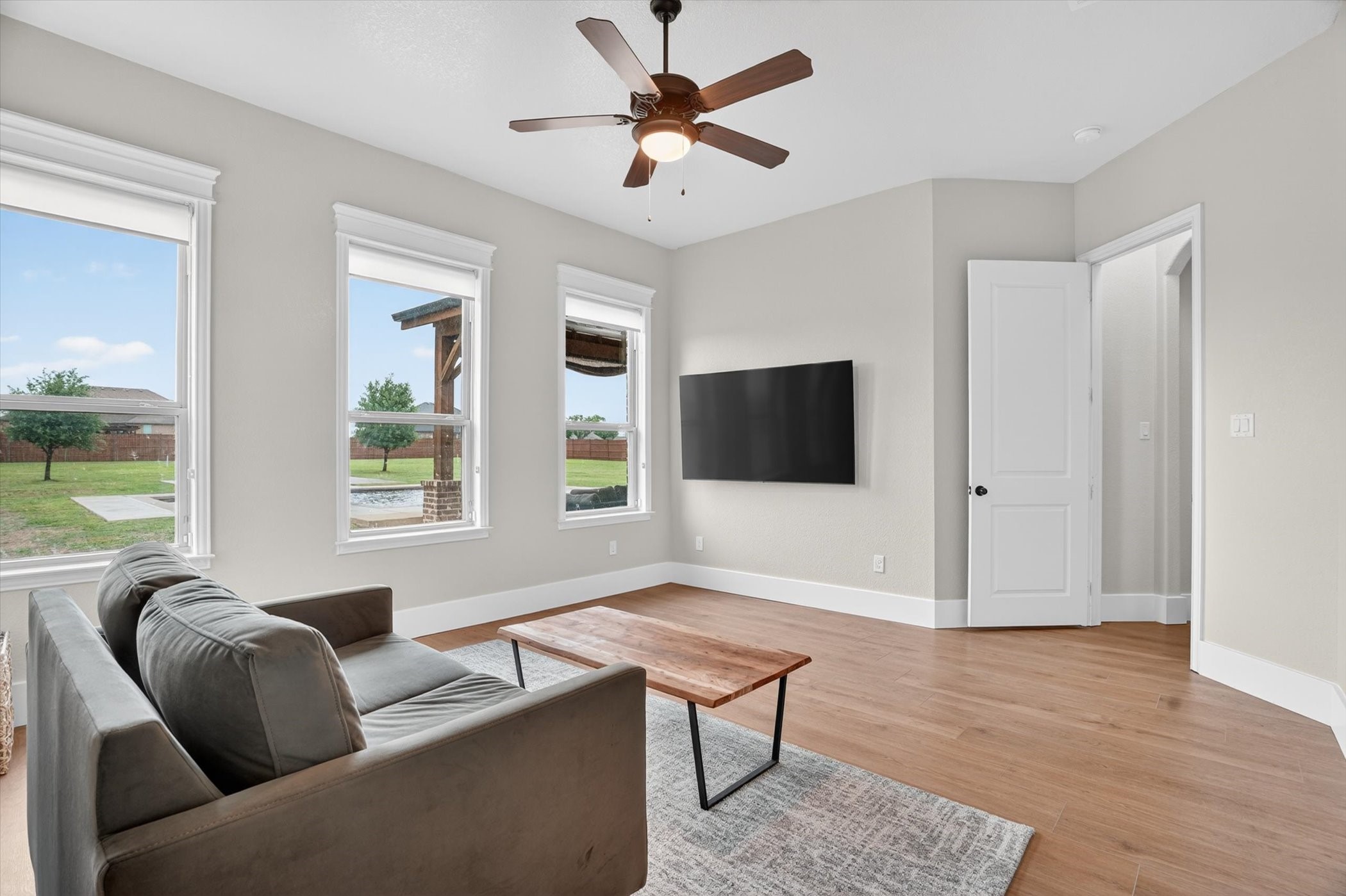 10917 Chriswood Drive Crowley TX 76036