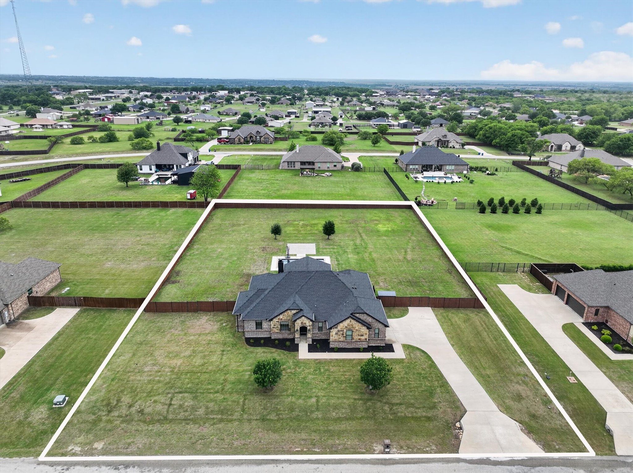 10917 Chriswood Drive Crowley TX 76036