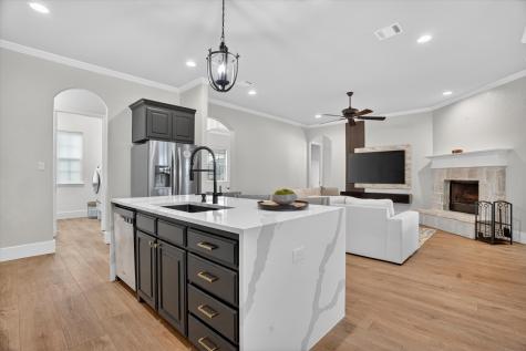 10917 Chriswood Drive Crowley TX 76036