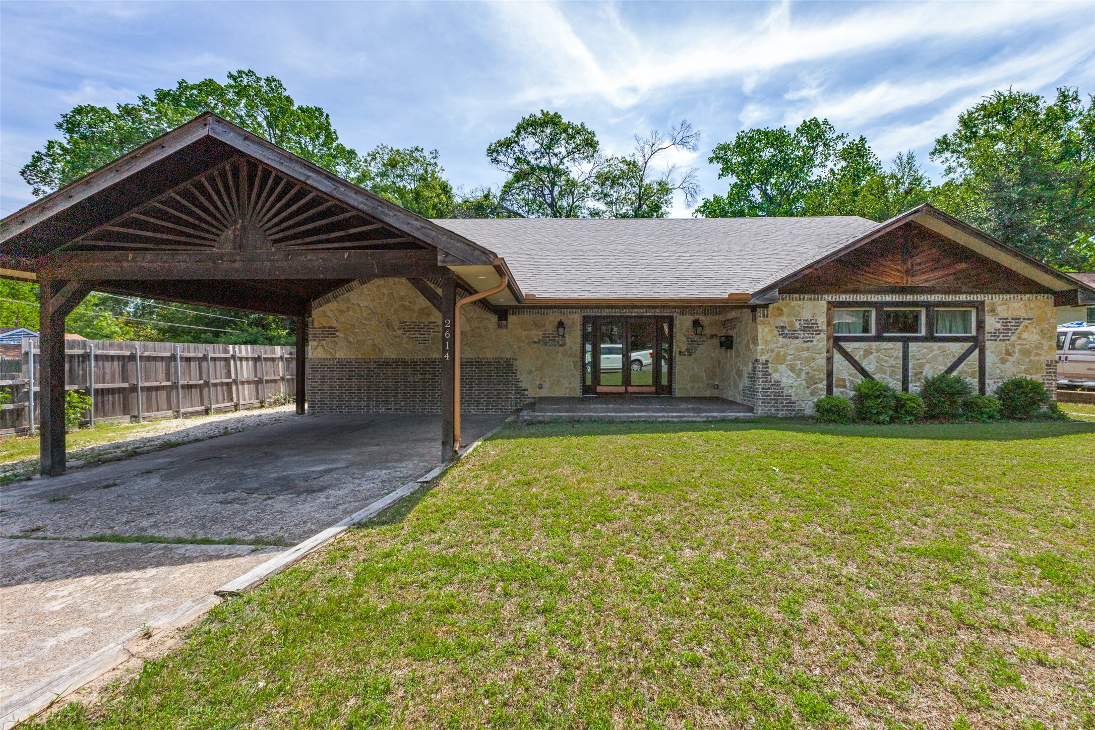 2614 Patrice Garland TX 75041