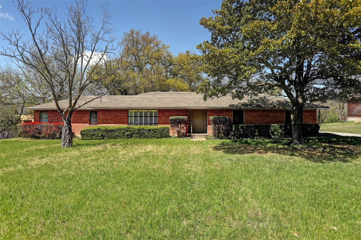 1501 Francis Street Carrollton TX 75006