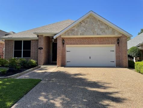 1706 Villa Court Corinth TX 76210