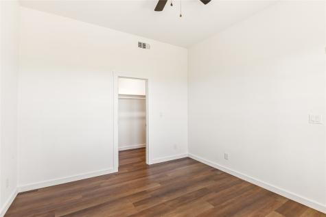 505 Farmer Road Ennis TX 75119