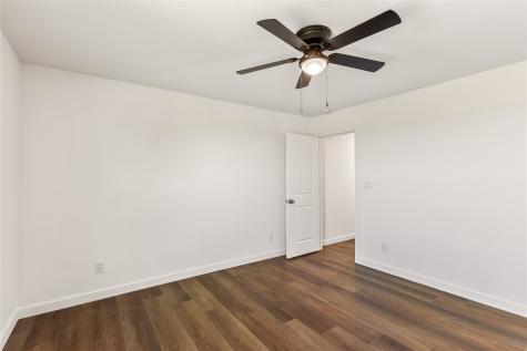505 Farmer Road Ennis TX 75119