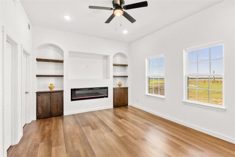 505 Farmer Road Ennis TX 75119