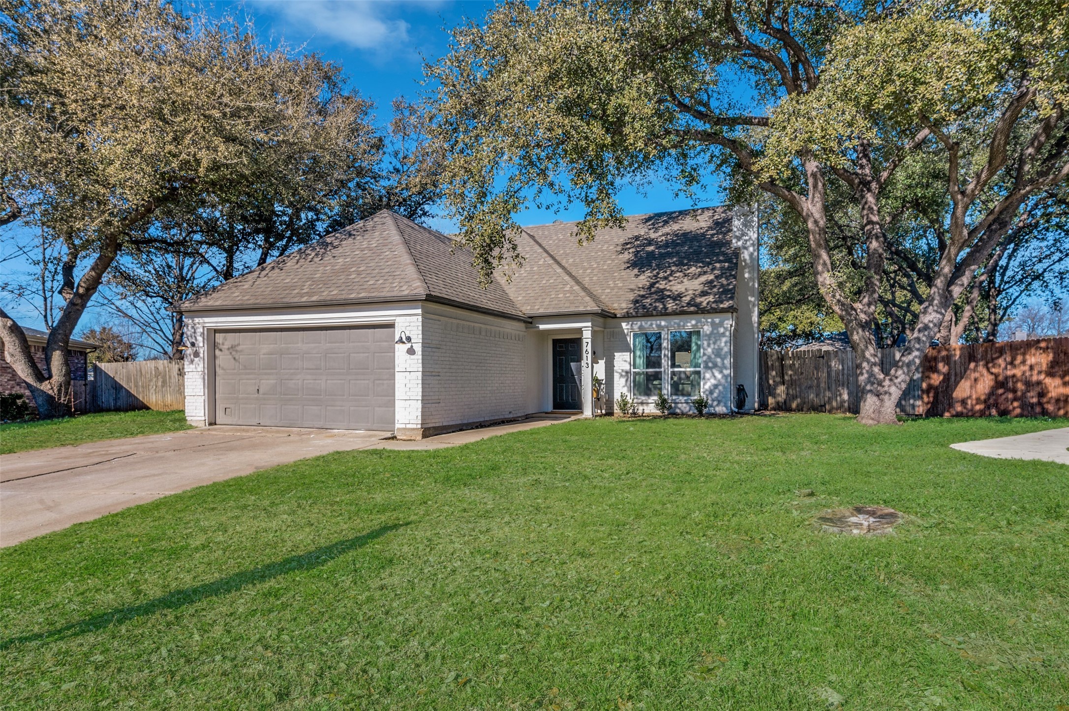 7613 Honeybee Court Fort Worth TX 76137