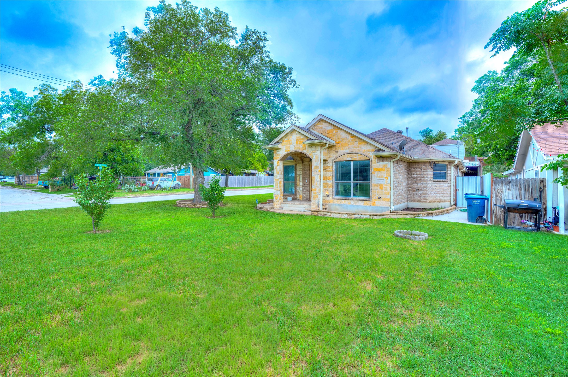 3101 Angle Avenue Fort Worth TX 76106