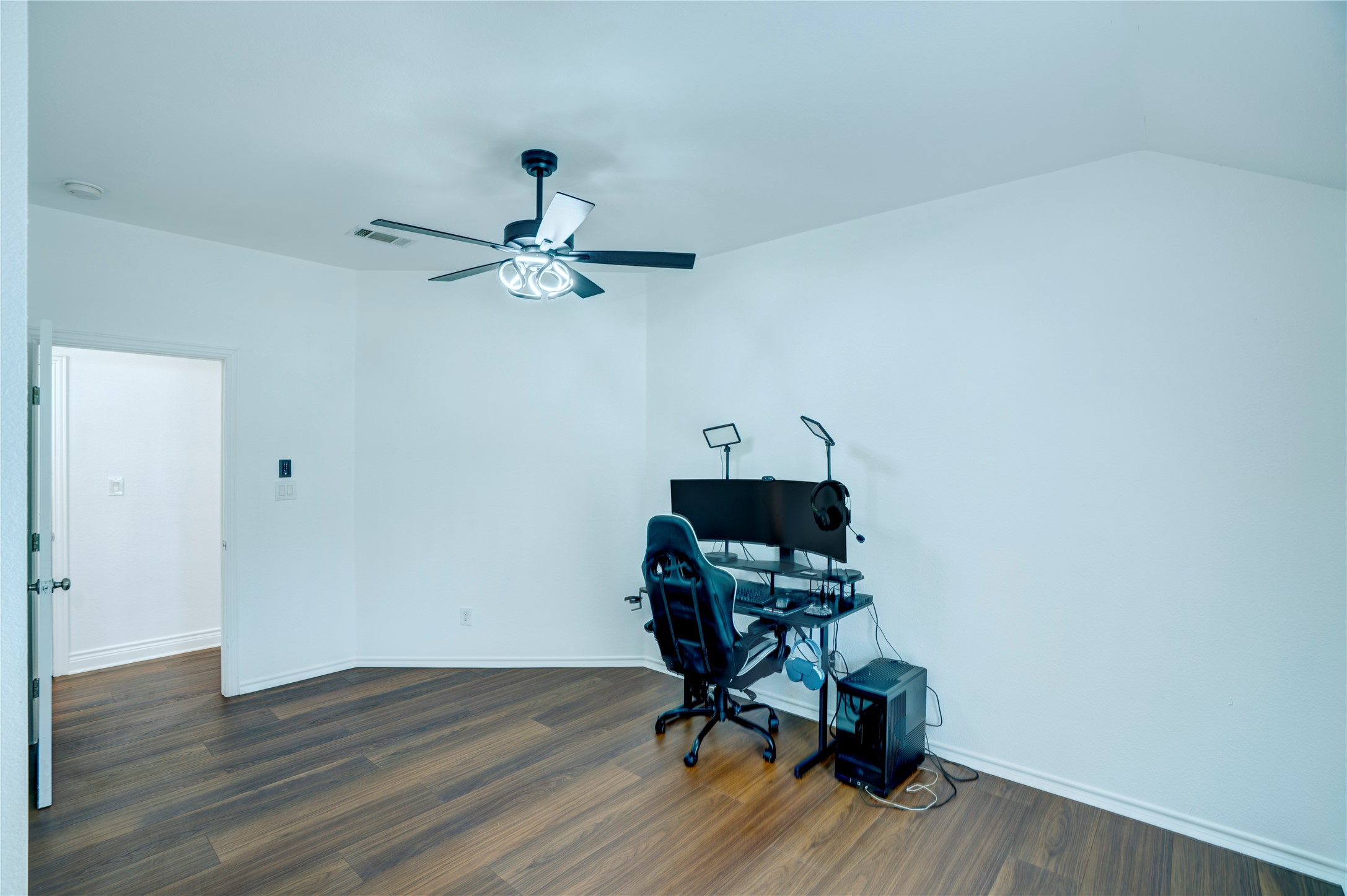 3101 Angle Avenue Fort Worth TX 76106