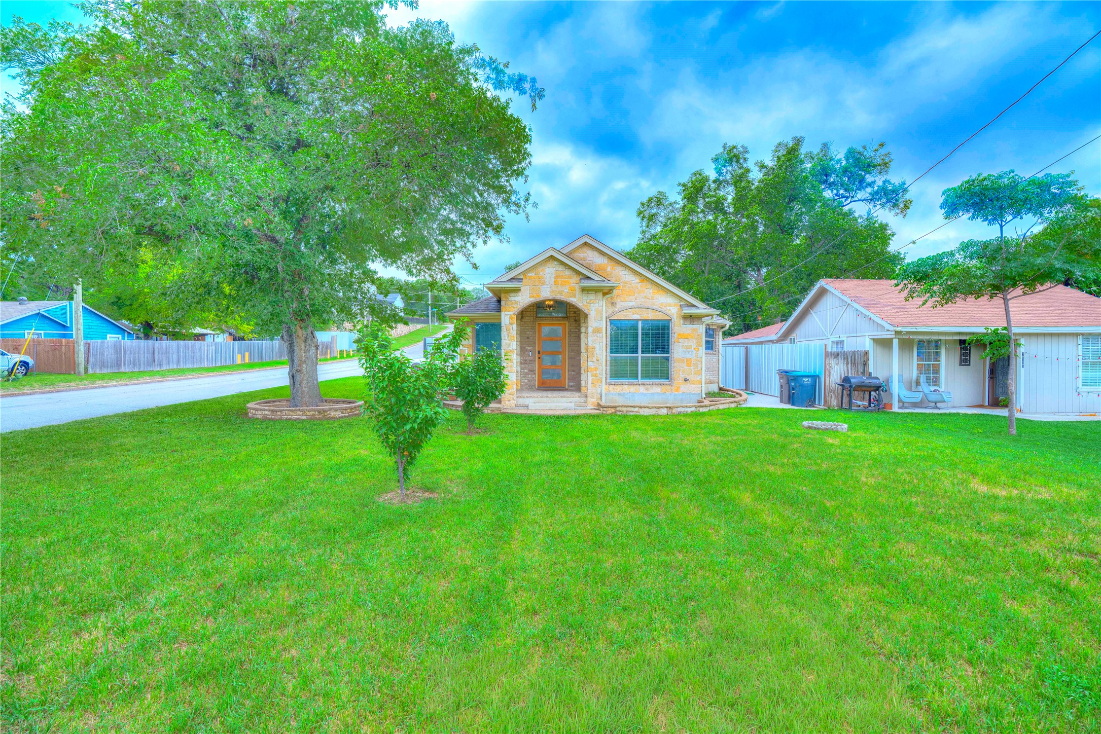 3101 Angle Avenue Fort Worth TX 76106