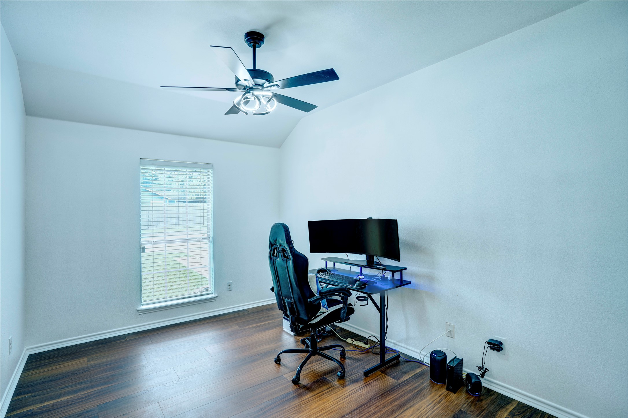 3101 Angle Avenue Fort Worth TX 76106